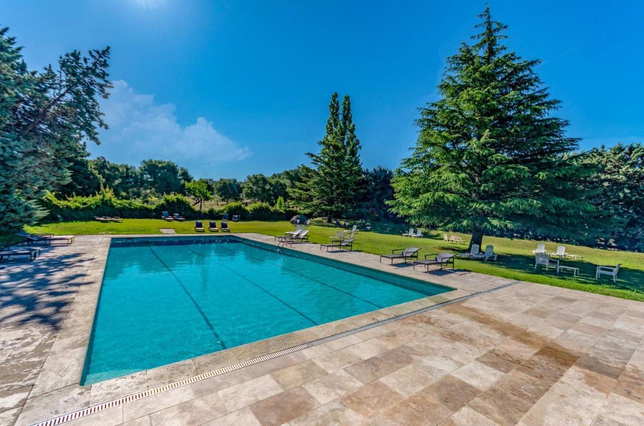 Best Western Domaine De Roquerousse Salon-de-Provence Dış mekan fotoğraf