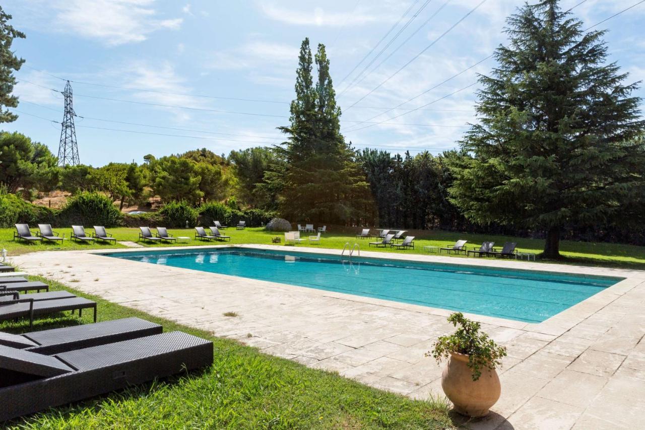 Best Western Domaine De Roquerousse Salon-de-Provence Dış mekan fotoğraf