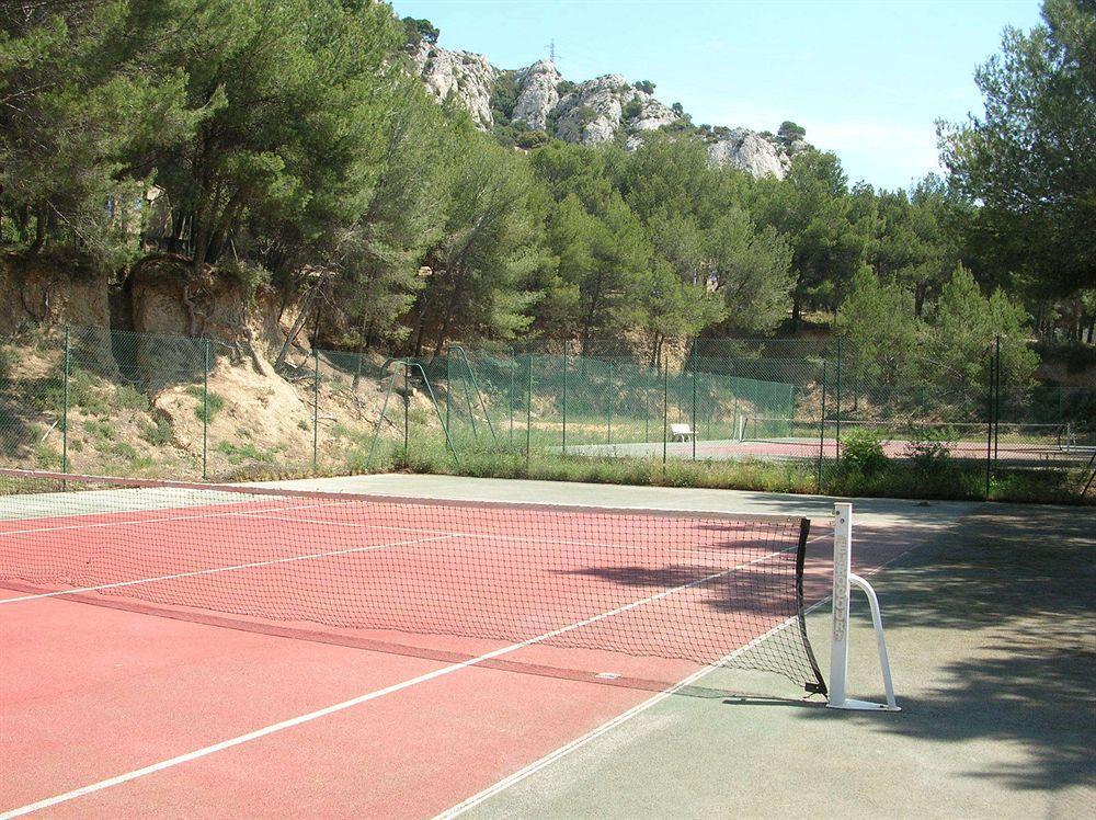 Best Western Domaine De Roquerousse Salon-de-Provence Dış mekan fotoğraf