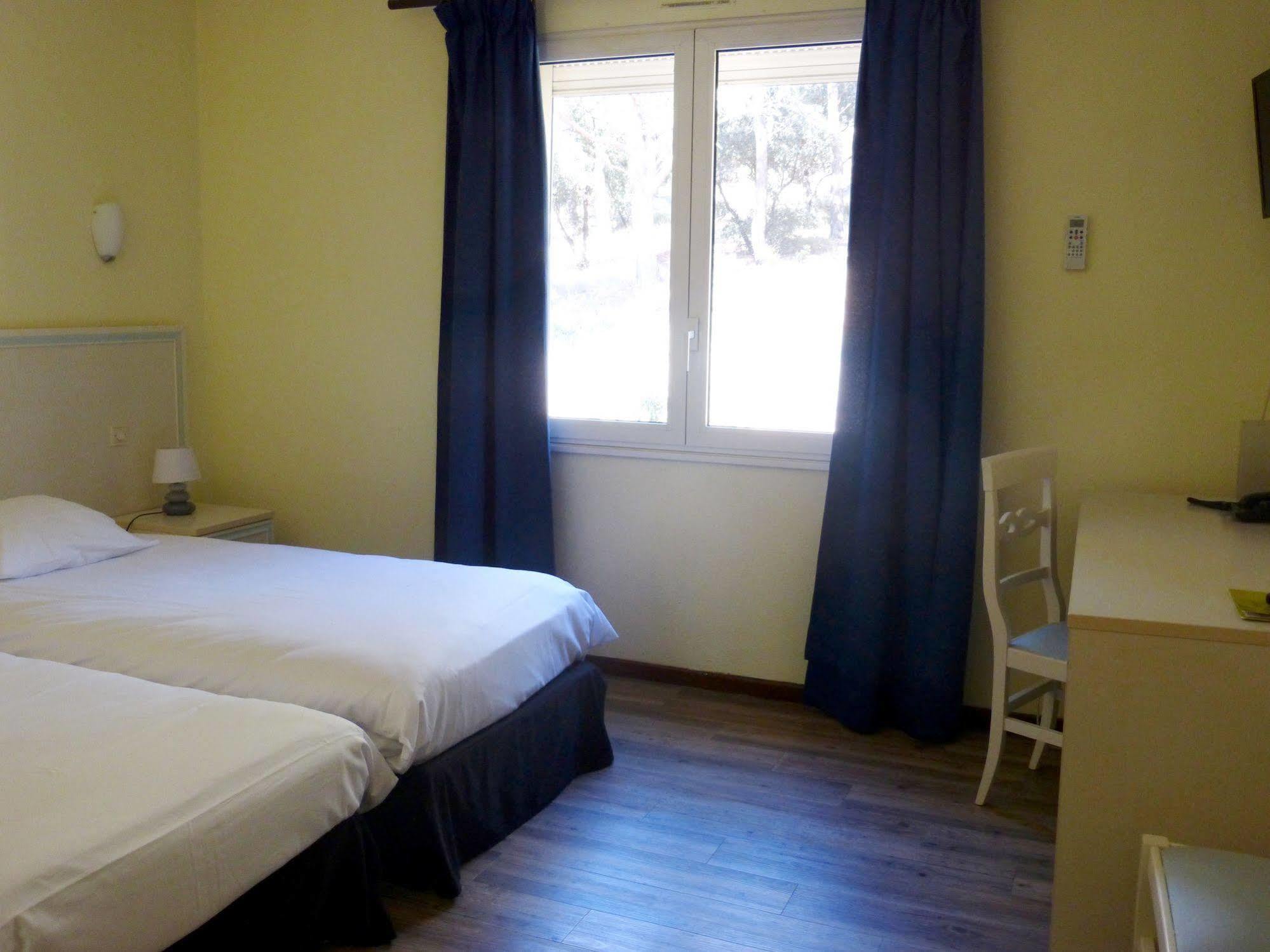 Best Western Domaine De Roquerousse Salon-de-Provence Dış mekan fotoğraf