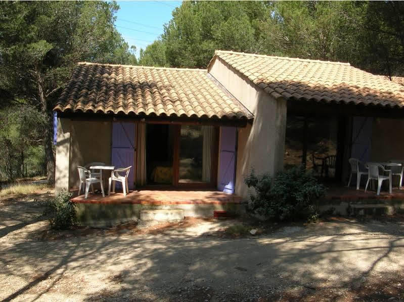 Best Western Domaine De Roquerousse Salon-de-Provence Dış mekan fotoğraf
