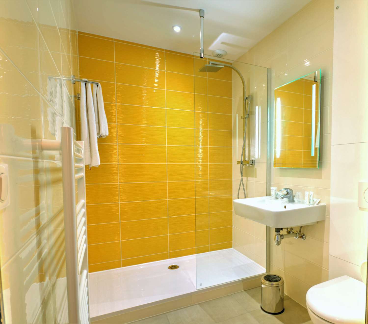 Best Western Domaine De Roquerousse Salon-de-Provence Dış mekan fotoğraf