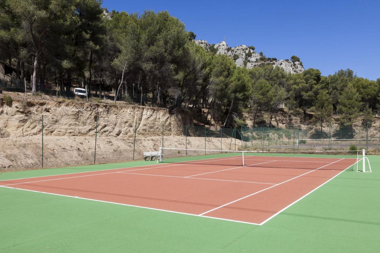 Best Western Domaine De Roquerousse Salon-de-Provence Dış mekan fotoğraf